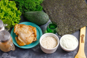 Роллы с курицей и авокадо Роллы с курицей и авокадо