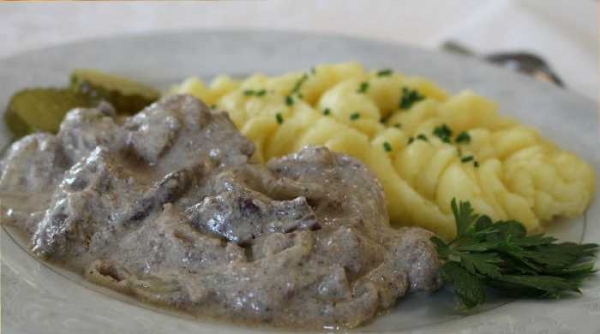 Куриная печень в духовке в сметанном соусе без обжарки
Куриная печень в духовке в сметанном соусе без обжарки