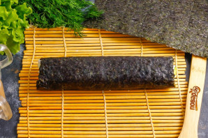 Роллы с курицей и авокадо Роллы с курицей и авокадо