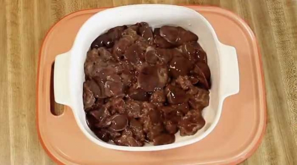 Куриная печень в духовке в сметанном соусе без обжарки
Куриная печень в духовке в сметанном соусе без обжарки