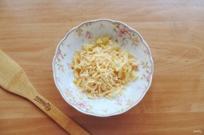 "Буржуйский" салат с ананасом и курицей "Буржуйский" салат с ананасом и курицей