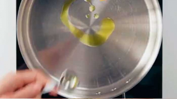 
Куриная грудка на сковороде с овощами, простой и вкусный рецепт	