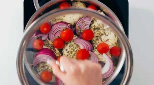 
Куриная грудка на сковороде с овощами, простой и вкусный рецепт	