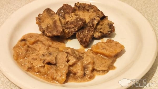 Рецепт: Говядина тушеная - с картофелем, белыми грибами и молоком Рецепт: Говядина тушеная - с картофелем, белыми грибами и молоком