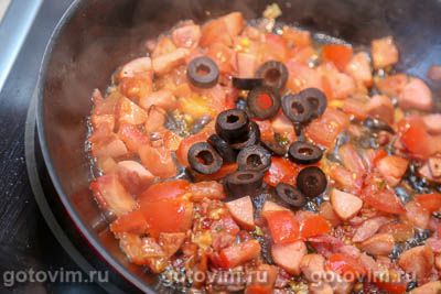 Греческий омлет с помидорами, маслинами и брынзой Греческий омлет с помидорами, маслинами и брынзой