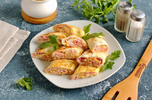 Рулетики из омлета с начинкой Рулетики из омлета с начинкой