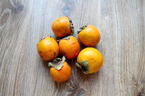 Хурма вяленая