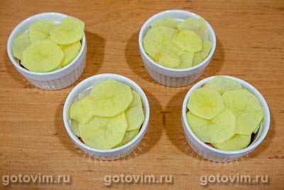 Порционная картофельная запеканка с мясом в формочках