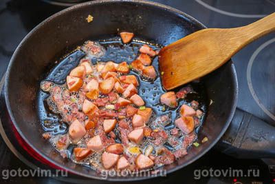 Греческий омлет с помидорами, маслинами и брынзой Греческий омлет с помидорами, маслинами и брынзой