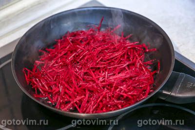 Салат из чуки с тушеной свеклой Салат из чуки с тушеной свеклой