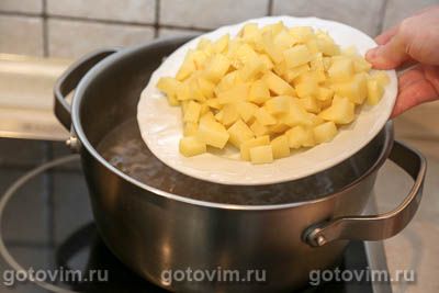 Суп из говядины с картофелем и чипетками Суп из говядины с картофелем и чипетками
