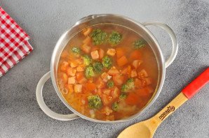 Вкусный суп из индейки