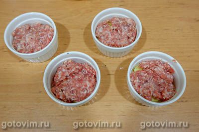 Порционная картофельная запеканка с мясом в формочках
