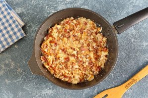 Рис с беконом и яйцом Рис с беконом и яйцом