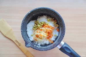 Морской окунь с рисом в духовке Морской окунь с рисом в духовке
