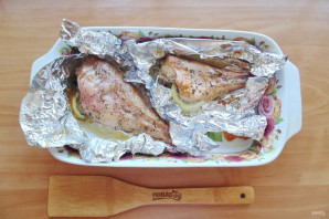 Морской окунь в духовке с лимоном