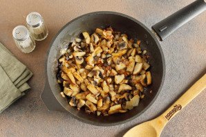 Жульен из куриной печени Жульен из куриной печени