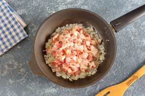 Рис с беконом и яйцом Рис с беконом и яйцом