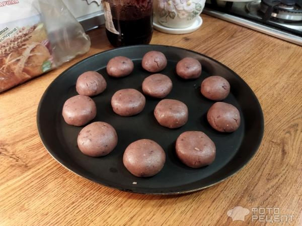 Рецепт: Печенье постное - с вареньем из чёрной смородины, пост продолжается ... Рецепт: Печенье постное - с вареньем из чёрной смородины, пост продолжается ...