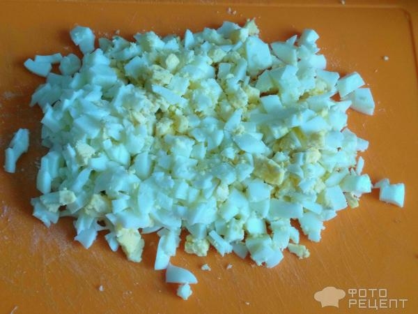 Рецепт: Салат с курицей - с сыром и сухариками Рецепт: Салат с курицей - с сыром и сухариками