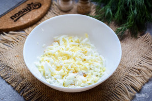 Салат с тунцом и крекерами Салат с тунцом и крекерами