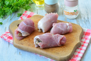 Мясные рулетики в томатном соусе Мясные рулетики в томатном соусе