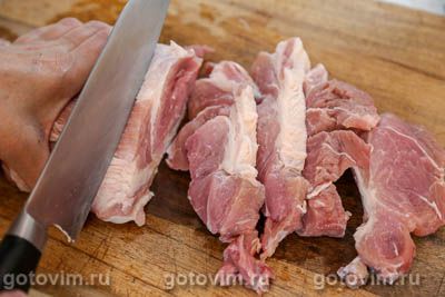 Крученики волынские из свинины с капустой, запеченные в сметане Крученики волынские из свинины с капустой, запеченные в сметане