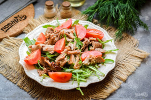 Салат с рукколой и индейкой Салат с рукколой и индейкой
