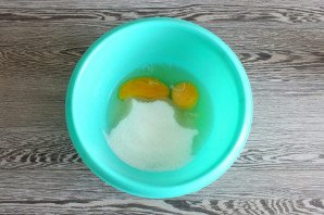 Шарлотка с ревенем Шарлотка с ревенем