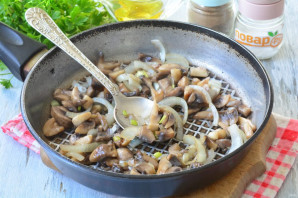 Мясные рулетики в томатном соусе Мясные рулетики в томатном соусе