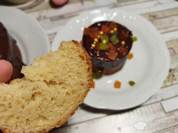 Рецепт: Кулич на кефире - с цукатами, без дрожжей, готовимся к Пасхе, просто и быстро Рецепт: Кулич на кефире - с цукатами, без дрожжей, готовимся к Пасхе, просто и быстро