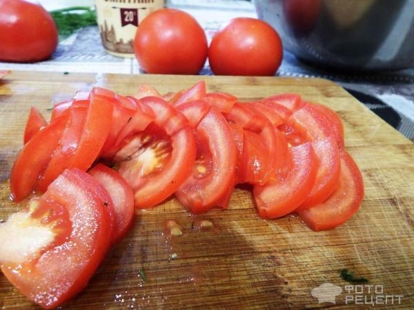 Рецепт: Салат с помидорами и зеленью "Июньский" - Чем больше зелени, тем ярче выражен вкус Рецепт: Салат с помидорами и зеленью "Июньский" - Чем больше зелени, тем ярче выражен вкус