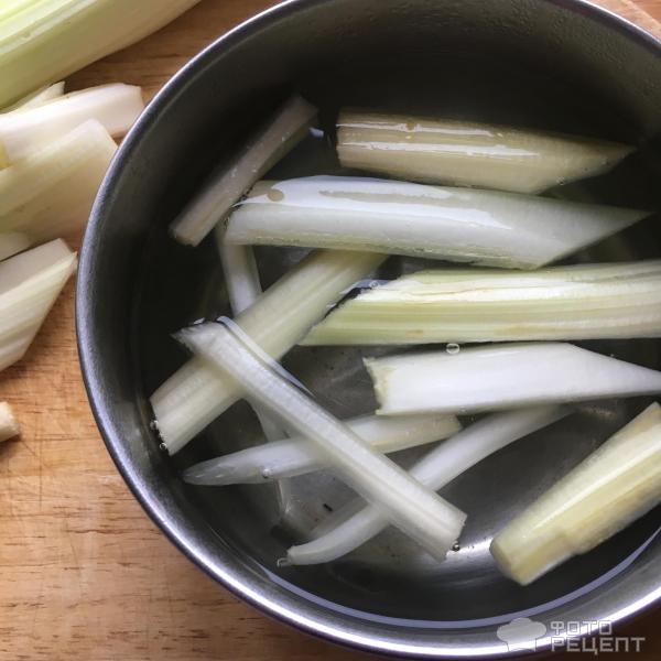 Рецепт: Стебель сельдерея - как заморозить сельдерей?
