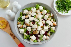 Салат с копчёной рыбой Салат с копчёной рыбой