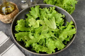 Салат с копченой салакой Салат с копченой салакой