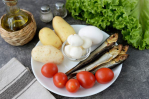 Салат с копченой салакой Салат с копченой салакой
