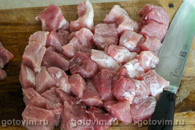 Мясо на шпажках в духовке, запеченное в рукаве Мясо на шпажках в духовке, запеченное в рукаве