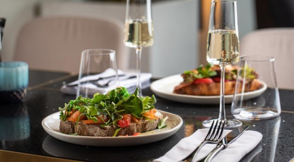 Цельнозерновой тост со слабосоленым лососем и водорослями чука, пошаговый рецепт с фото post thumbnail image