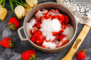 Джем из клубники без желатина Джем из клубники без желатина