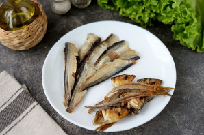 Салат с копченой салакой Салат с копченой салакой
