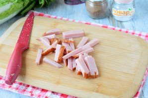 Рулетики из пекинской капусты с ветчиной Рулетики из пекинской капусты с ветчиной