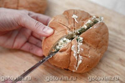 Теплые булочки с сыром и чесноком на завтрак Теплые булочки с сыром и чесноком на завтрак