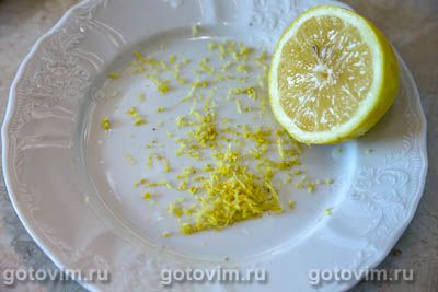 Куриные бедра, запеченные в соусе из сливочного масла с чесноком и лимоном Куриные бедра, запеченные в соусе из сливочного масла с чесноком и лимоном