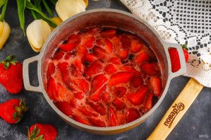 Джем из клубники без желатина Джем из клубники без желатина
