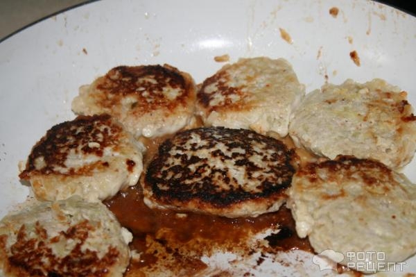 Рецепт: Котлеты из кабачков - с курицей, овощами и творогом Рецепт: Котлеты из кабачков - с курицей, овощами и творогом