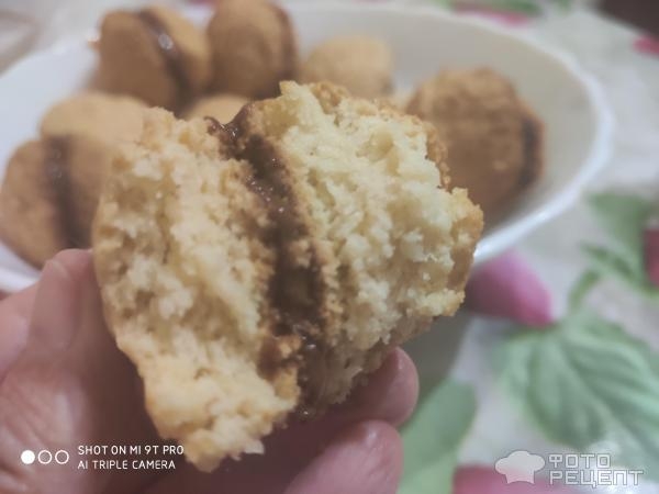 Рецепт: Песочное печенье "Нежность" - С варёным сгущеным молоком.