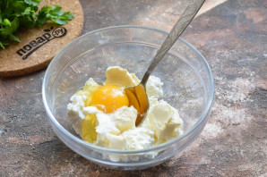 Киш с курицей и беконом