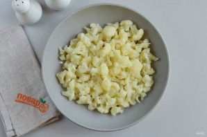 Салат с цветной капустой и сыром