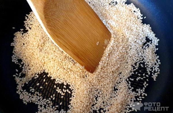 Рецепт: Хумус - с кунжутом - полезно и сытно Рецепт: Хумус - с кунжутом - полезно и сытно