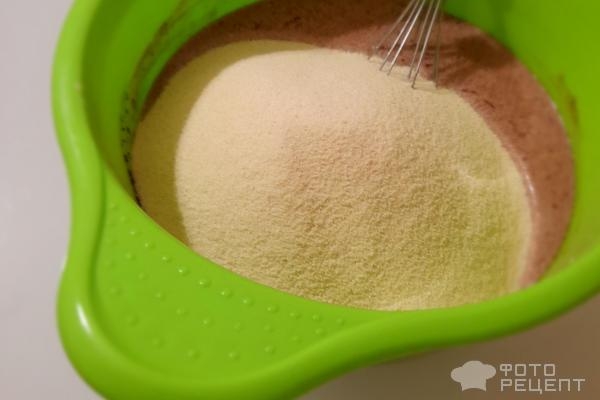 Рецепт: Мини-шарлотка - Шоколадная мини-шарлотка с кусочками яблок, в виде кексиков, в микроволновке. Рецепт: Мини-шарлотка - Шоколадная мини-шарлотка с кусочками яблок, в виде кексиков, в микроволновке.